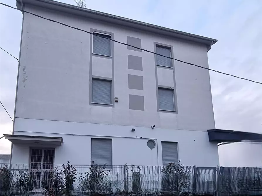 Immagine 1 di Trilocale in vendita  in Via Giuseppe Zanardelli 6 a Parma