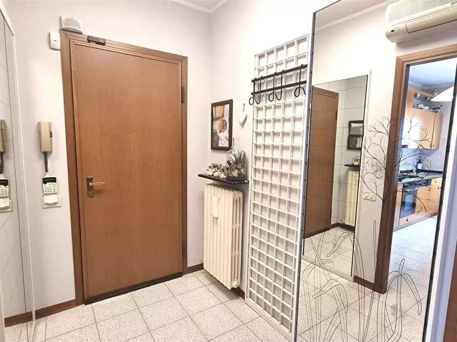 Immagine 5 di Trilocale in vendita  in via langhirano 440 a Parma