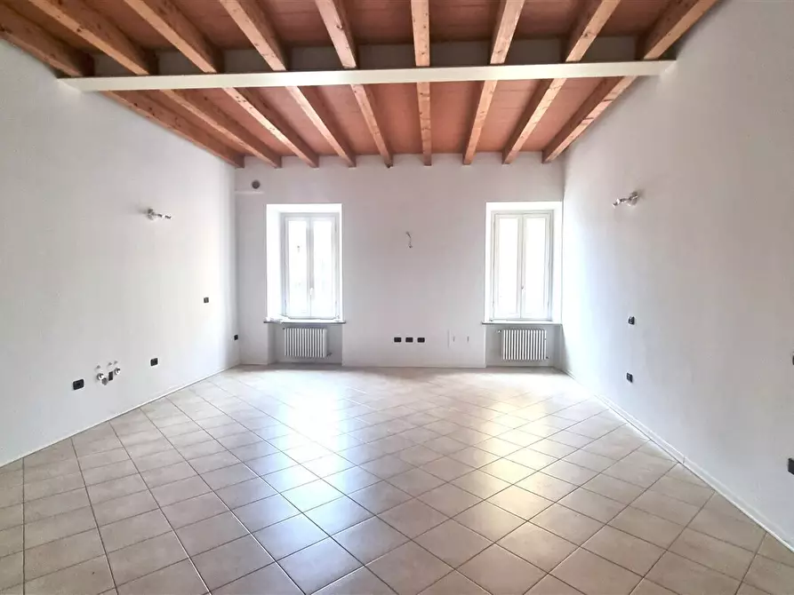 Immagine 2 di Ufficio in affitto  in Piazza Giacomo Ferrari 1 a Langhirano