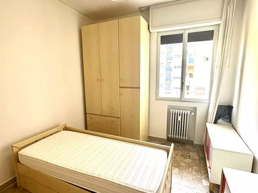 Immagine 2 di Stanza singola in affitto  a Modena