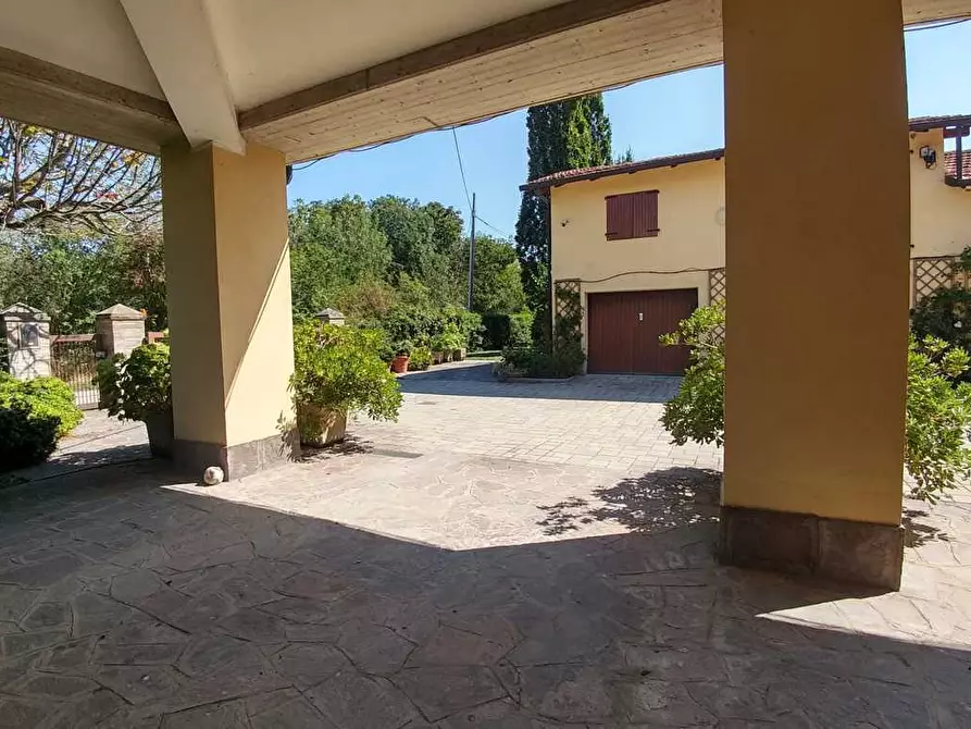 Immagine 18 di Villa in vendita  in Stradello Giovanardi 95 a Modena