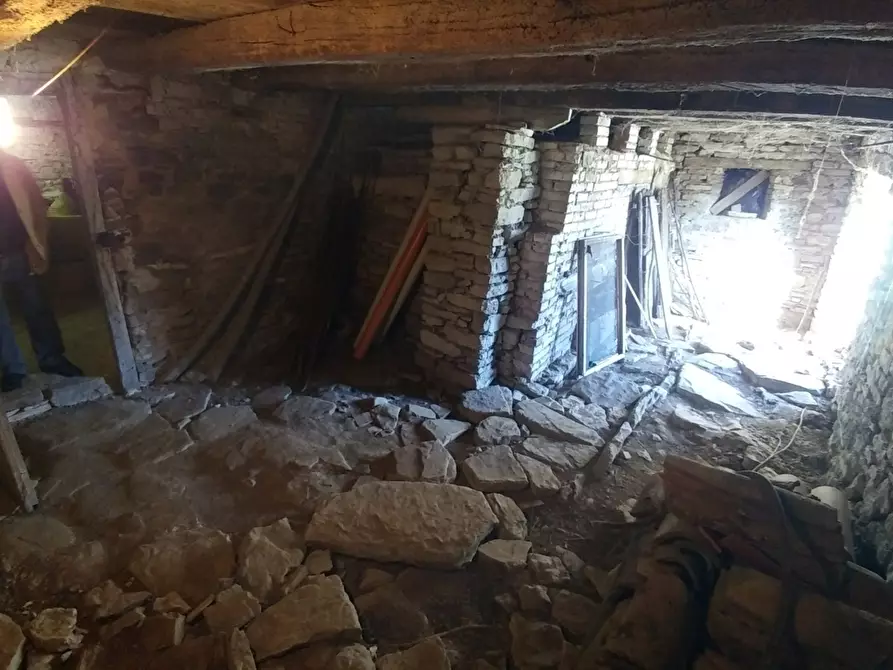 Immagine 19 di Rustico / casale in vendita  in Via della Pace 20 a Valsamoggia