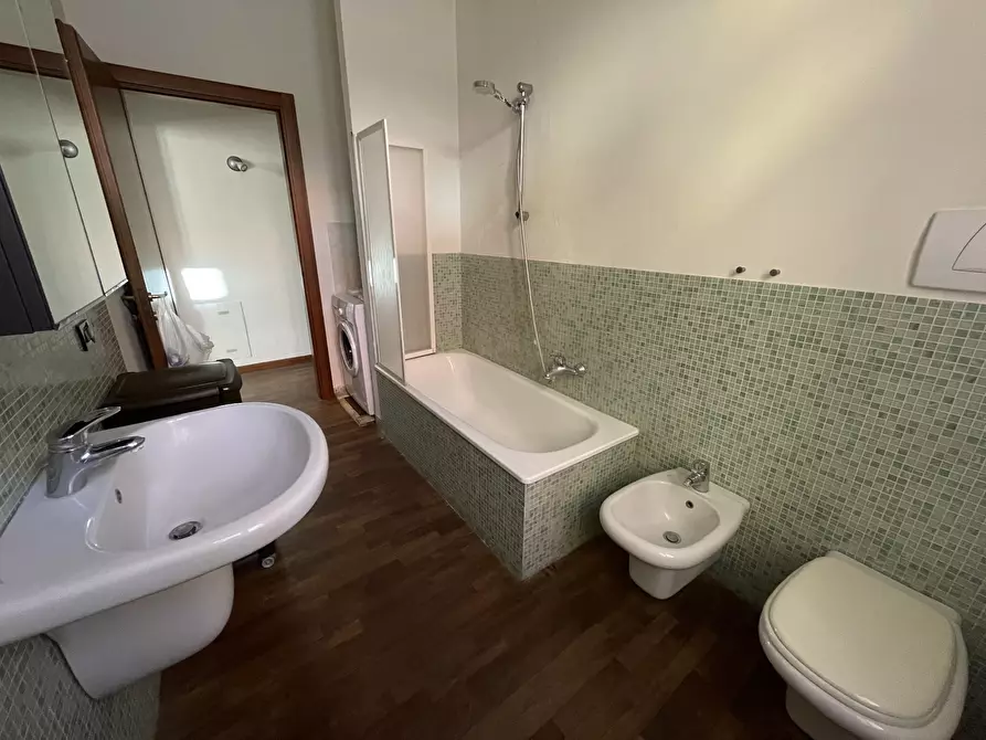 Immagine 12 di Bilocale in affitto  in Piazzale Boschetti a Modena