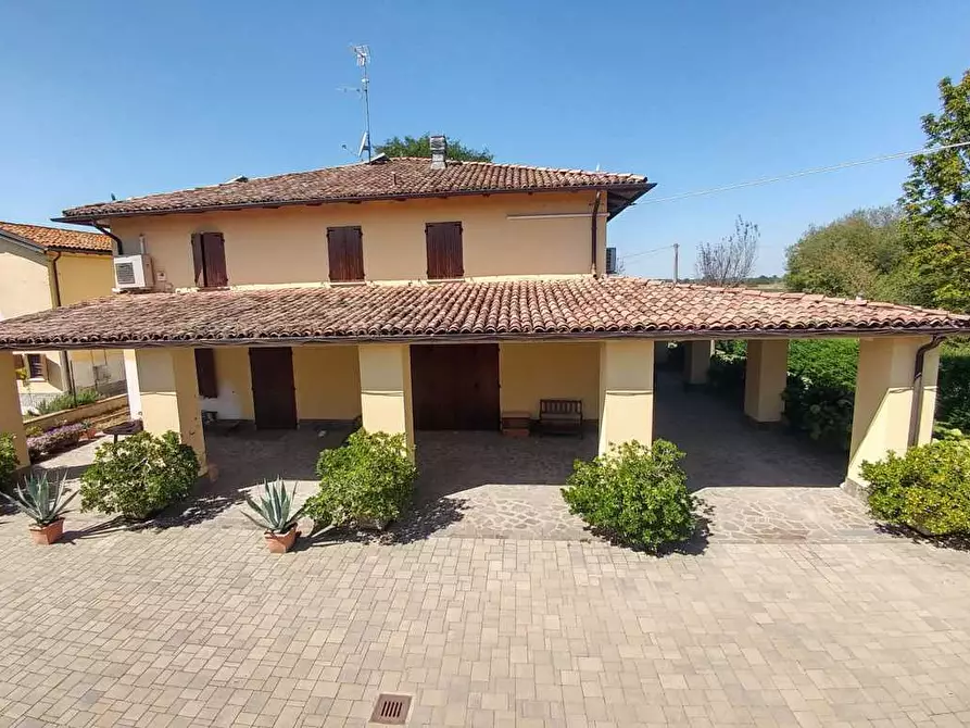 Immagine 6 di Villa in vendita  in Stradello Giovanardi 95 a Modena