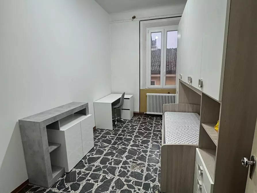 Immagine 3 di Stanza singola in affitto  in via Rua Frati a Modena
