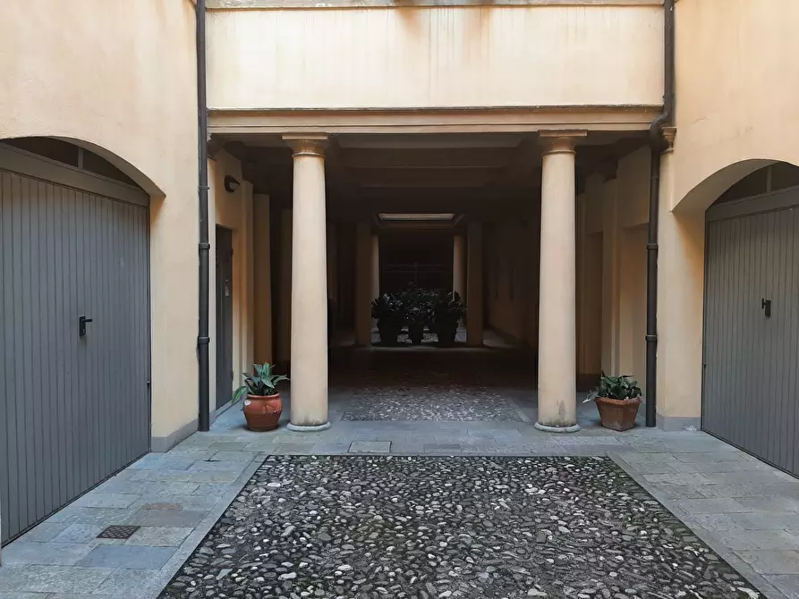 Immagine 27 di Bilocale in vendita  in Largo Porta Sant'Agostino 331 a Modena