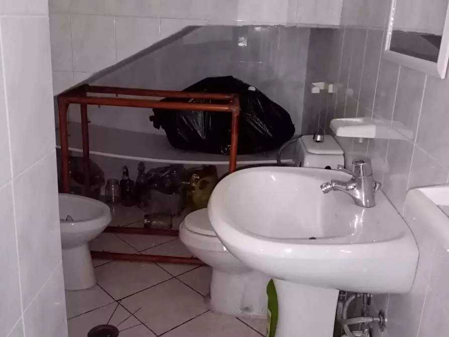 Immagine 46 di Villa in vendita  in Via Annamaria Mozzoni 11 a Labro