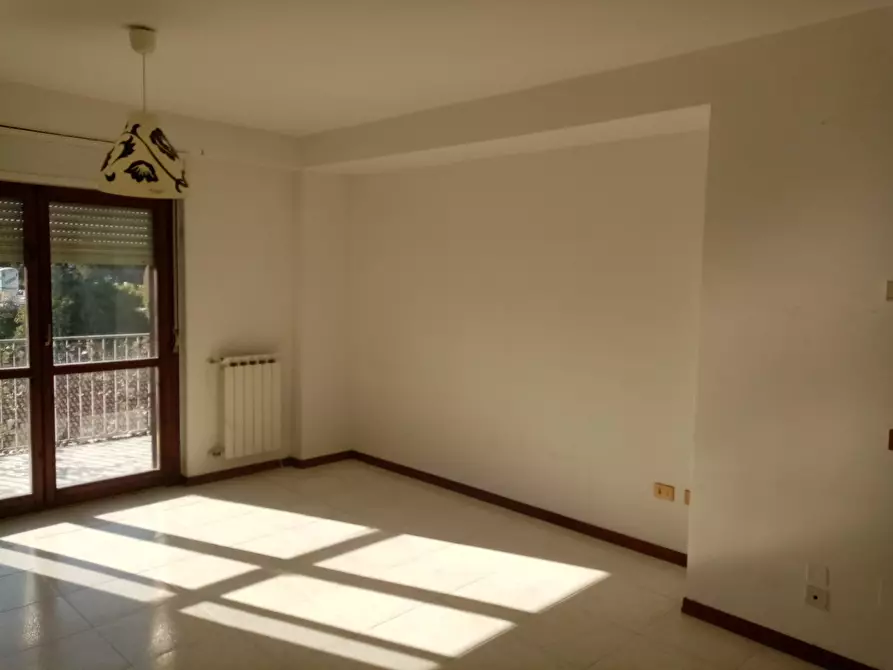 Immagine 3 di Quadrilocale in vendita  in Via del Rivo 38 a Terni