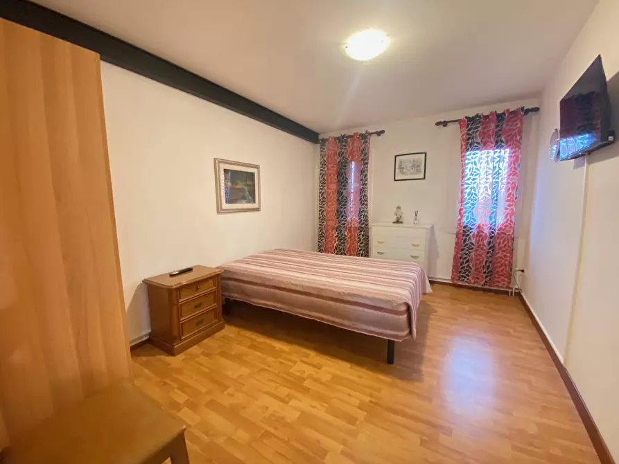 Immagine 4 di Stanza singola in affitto  in Via Palestro a Rovigo