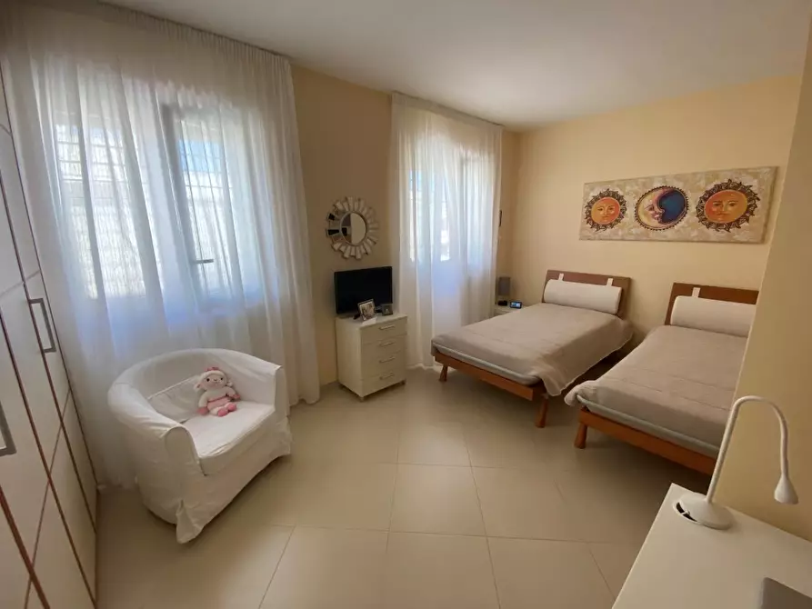 Immagine 14 di Villa in vendita  in Via Conversano 51 a Casamassima