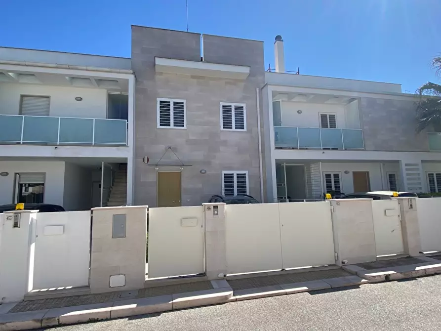 Immagine 29 di Villa in vendita  in Via Conversano 51 a Casamassima