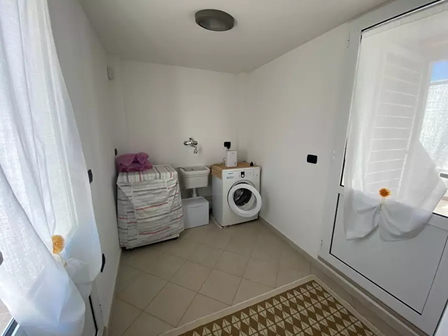 Immagine 25 di Villa in vendita  in Via Conversano 51 a Casamassima