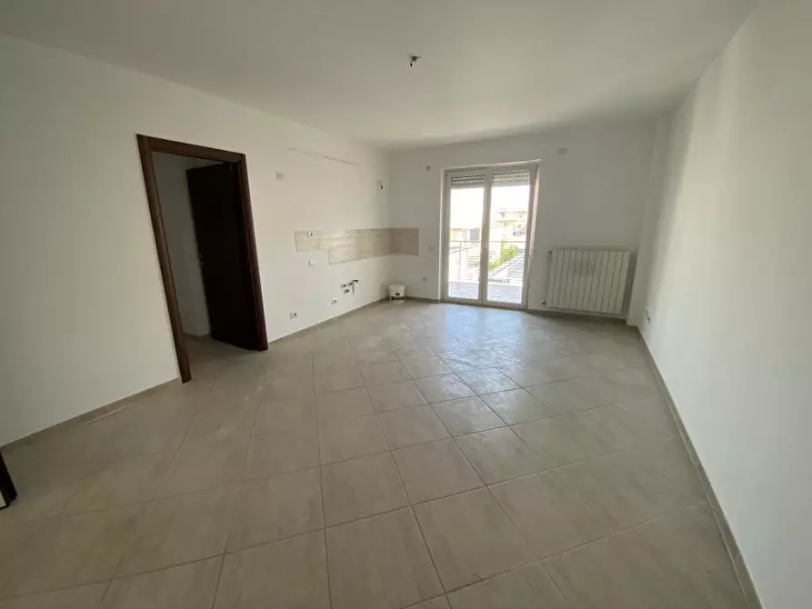 Immagine 15 di Trilocale in vendita  in Via A. Manzoni 13a a Casamassima