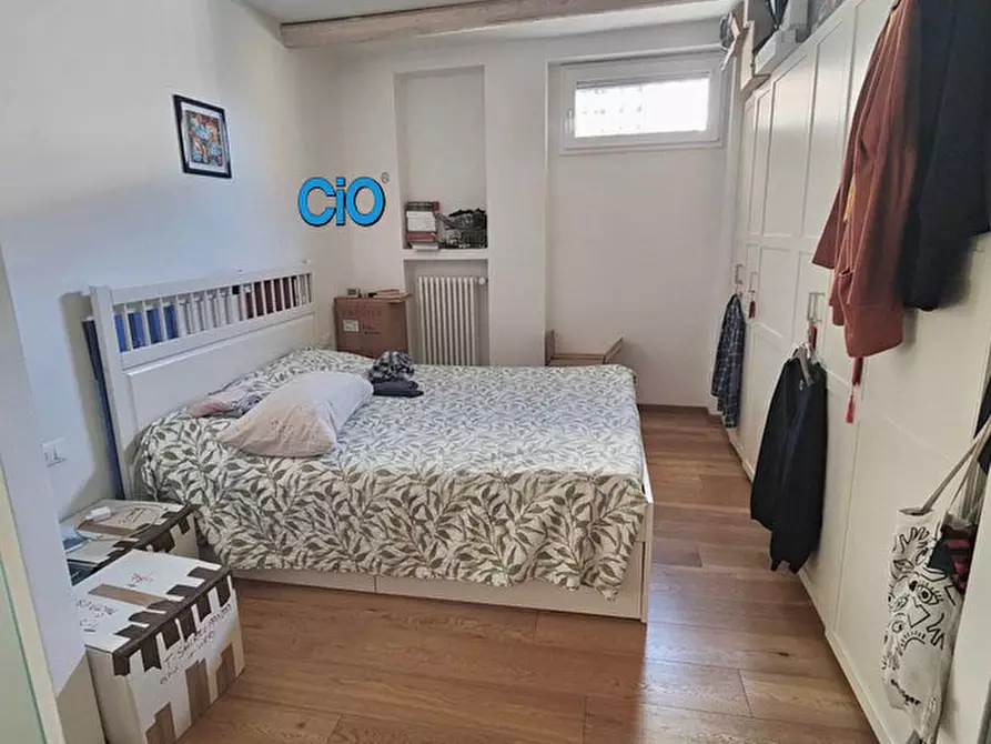 Immagine 3 di Loft/Open space in affitto  a Bologna