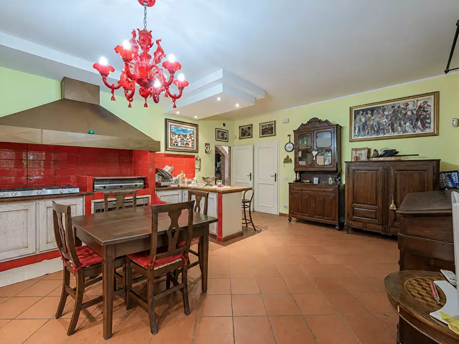 Immagine 17 di Villa in vendita  a Pieve Di Cento