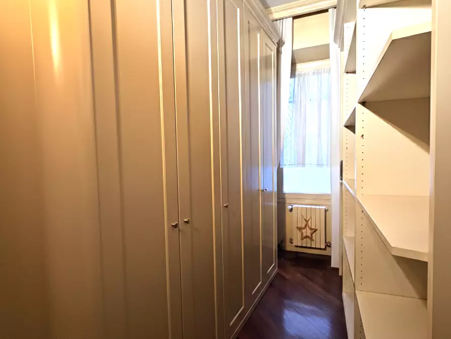 Immagine 12 di Quadrilocale in affitto  in Via Fratelli Porcellaga a Brescia