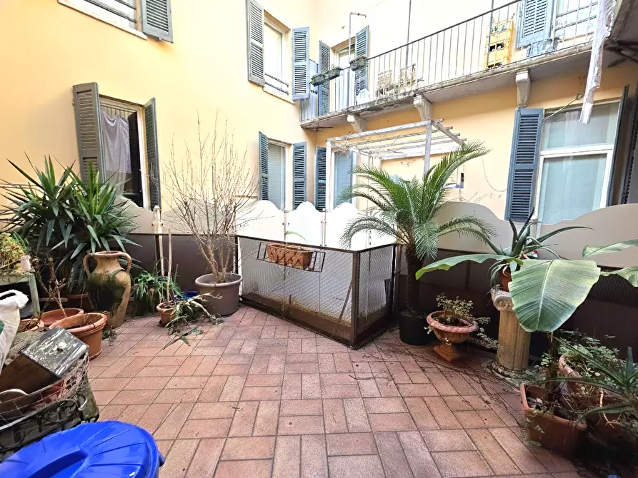 Immagine 5 di Quadrilocale in vendita  in Corso Martiri della Libertà a Brescia