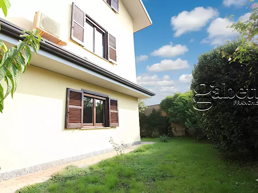 Immagine 2 di Villetta a schiera in vendita  in Via Cesare Battisti a Nerviano