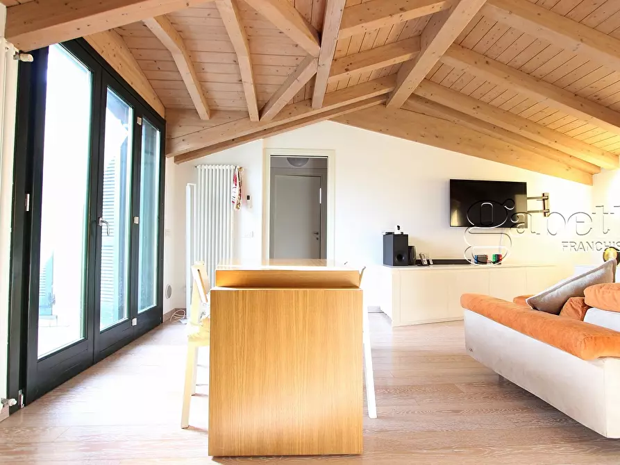 Immagine 8 di Trilocale in vendita  in piazza vittorio emanule a Nerviano