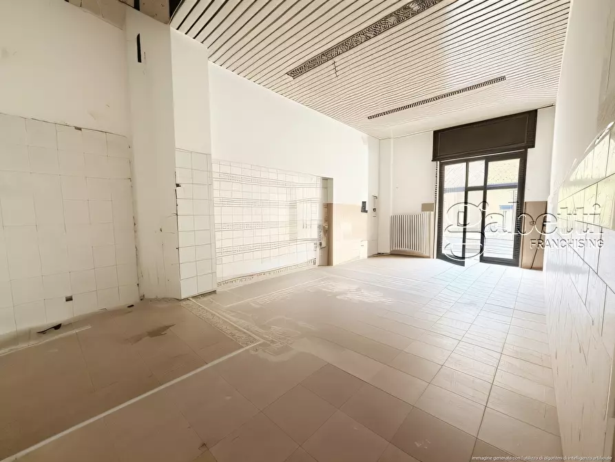 Immagine 3 di Locale commerciale in affitto  in Via Andrea Ponti a Cornaredo