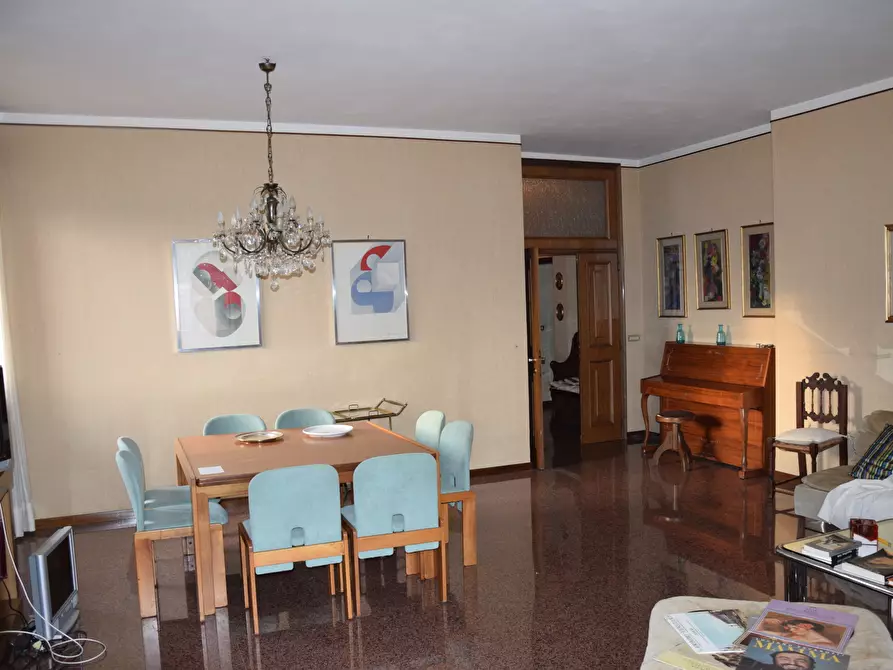 Immagine 4 di Pentalocale in vendita  in Piazza Capelli 34 a Novafeltria
