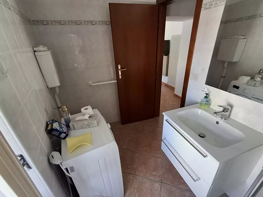 Immagine 12 di Bilocale in vendita  in Via Giacomo Leopardi 10 a Novafeltria