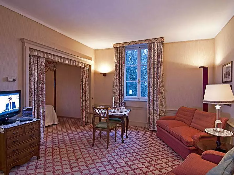 Immagine 9 di Albergo/B&B/Residence in vendita  in Via di Vicopelago e di Pozzuolo a Lucca