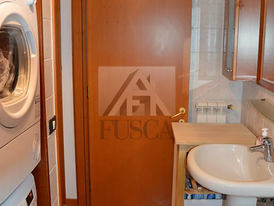 Immagine 11 di Quadrilocale in vendita  in Viale G. Puccini 91 a Lucca
