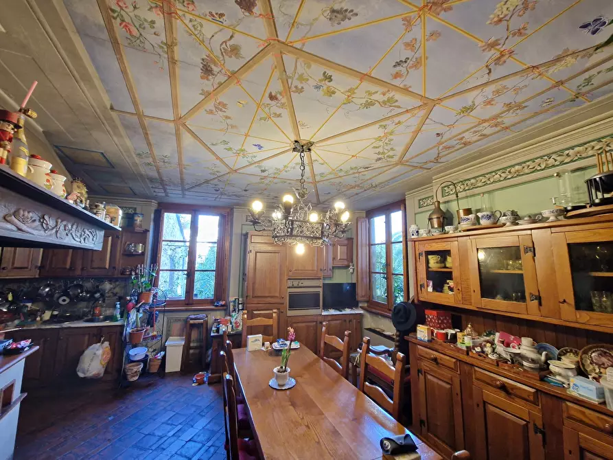 Immagine 33 di Pentalocale in vendita  in piazza san pietro somali a Lucca