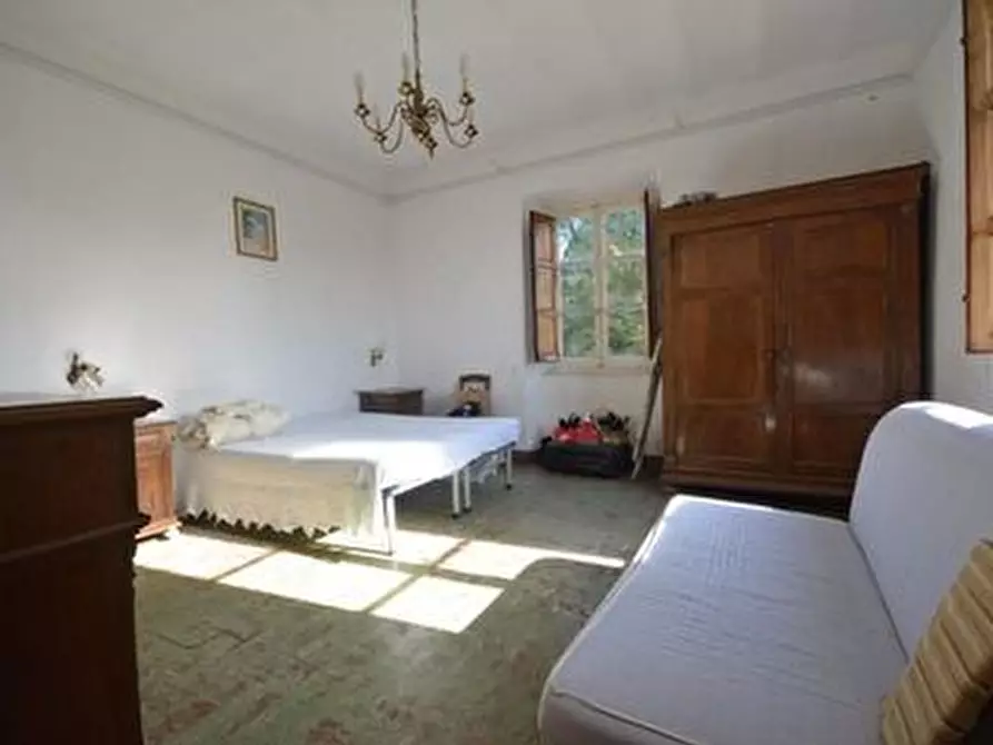 Immagine 27 di Villa in vendita  in Via di Matraia a Capannori