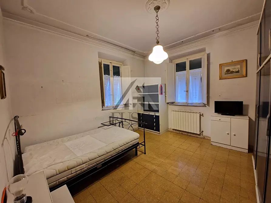 Immagine 12 di Quadrilocale in vendita  in Via di Salicchi a Lucca