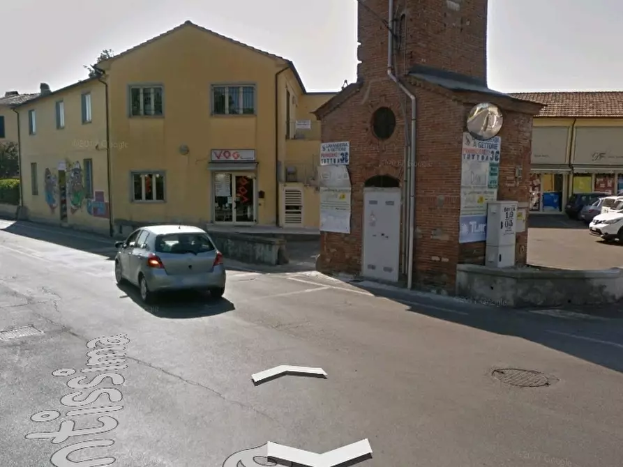 Immagine 14 di Ufficio in affitto  in Via Teodoro Borgognoni 124 a Lucca