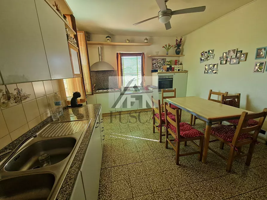 Immagine 5 di Pentalocale in vendita  in Via Sant'Andrea a Lucca