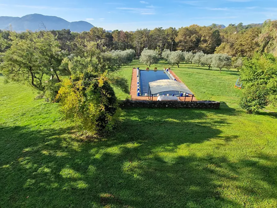 Immagine 2 di Villa in vendita  in Via di Sant'Alessio a Lucca