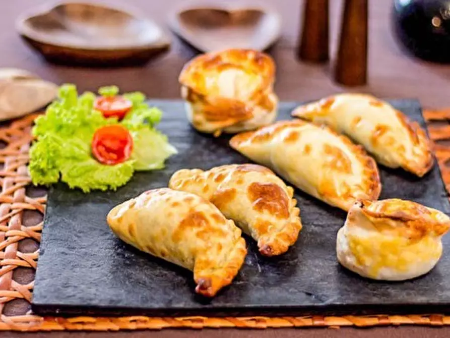 Immagine 4 di Bar / Ristorante in vendita  in vai santa croce a Lucca