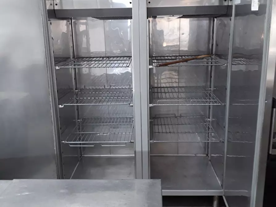 Immagine 8 di Bar / Ristorante in vendita  in porcari a Lucca