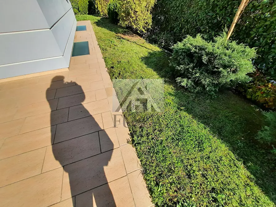 Immagine 43 di Villa in vendita  in Via Sottomonte a Capannori