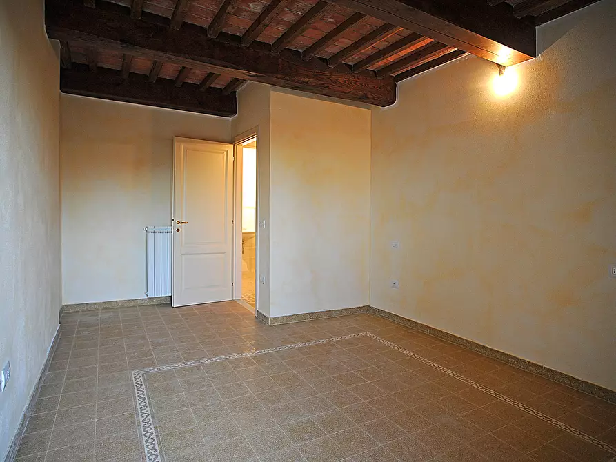 Immagine 16 di Casa bifamiliare in vendita  in Via delle Nubache 587 a Lucca