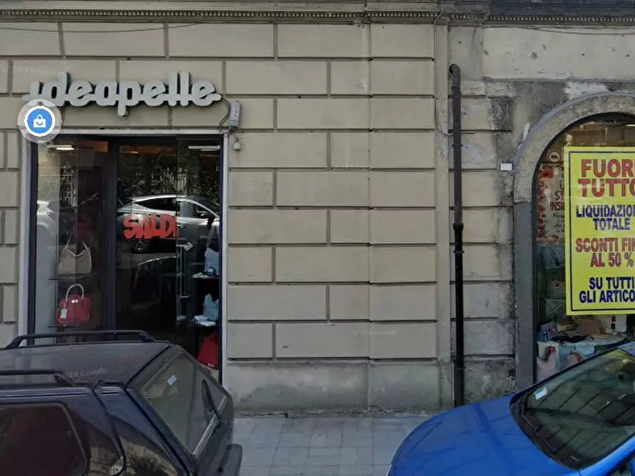 Immagine 11 di Capannone industriale in affitto  in Viale G. Puccini a Lucca