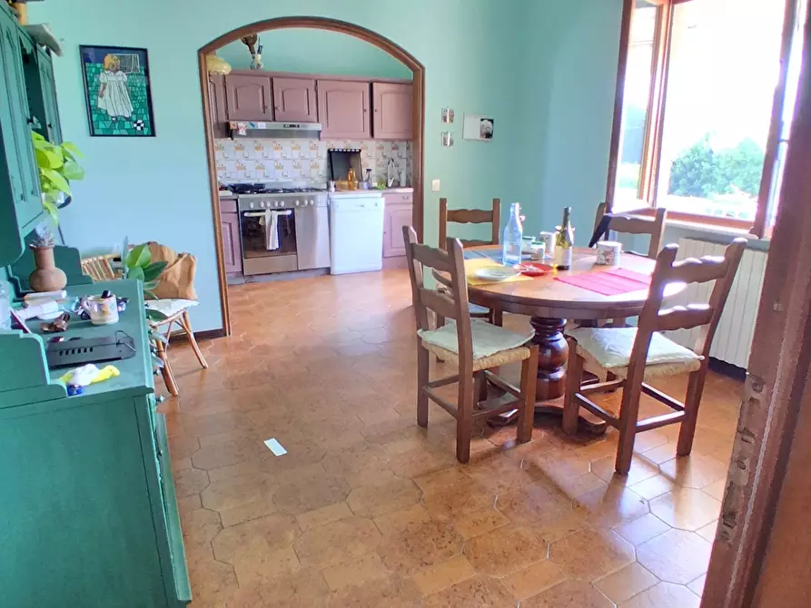 Immagine 14 di Casa bifamiliare in vendita  in Via dei Pellegrini a Lucca