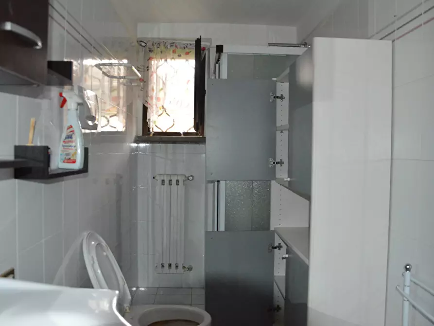 Immagine 52 di Villa in vendita  in Via della Chiesa XXIV a Lucca