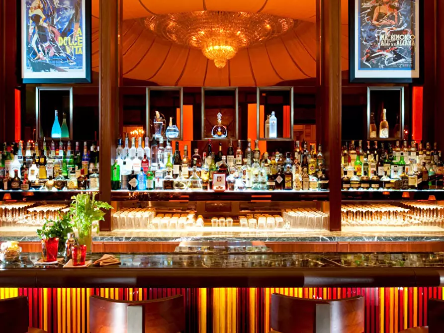 Immagine 10 di Bar / Ristorante in vendita  in Via Sarzanese a Lucca