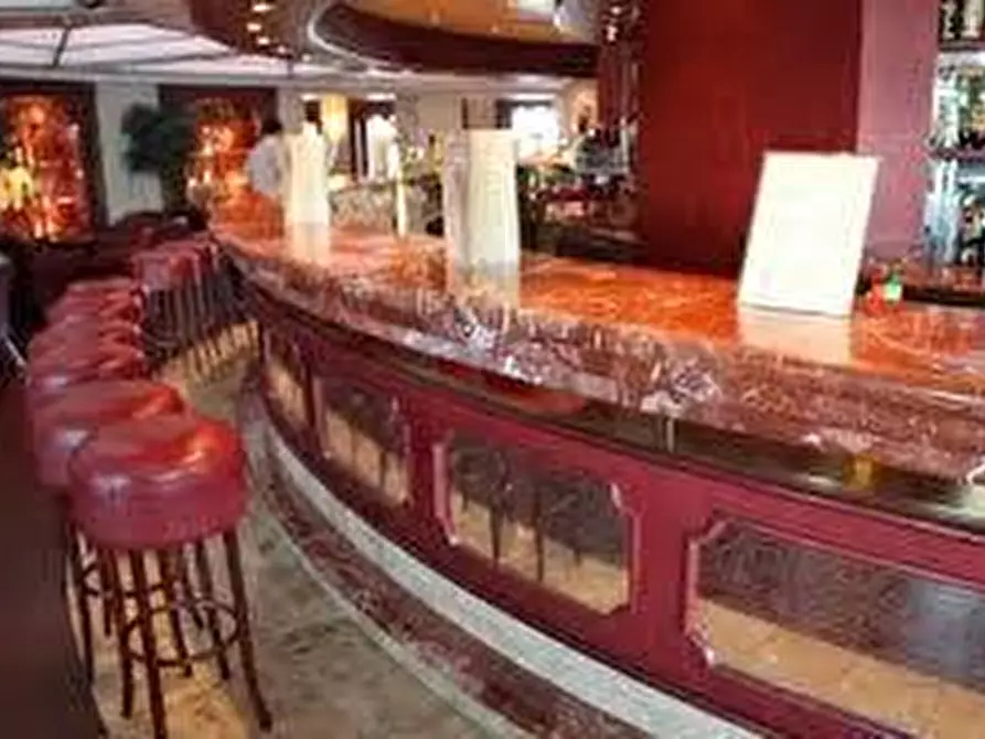 Immagine 5 di Bar / Ristorante in vendita  in Piazza San Michele a Lucca