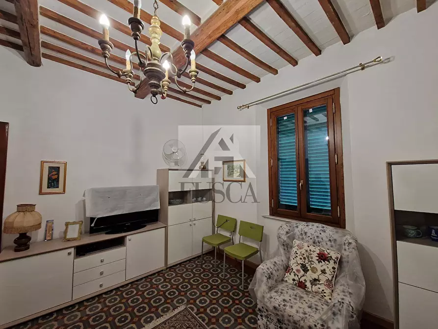 Immagine 21 di Casa indipendente in vendita  a Lucca