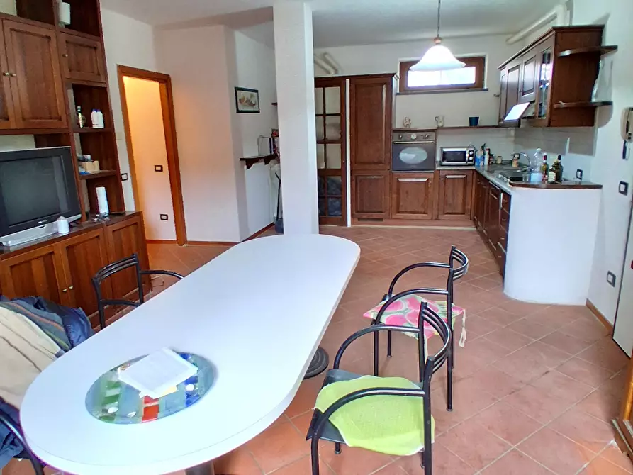 Immagine 1 di Quadrilocale in vendita  in Viale G. Puccini 91 a Lucca