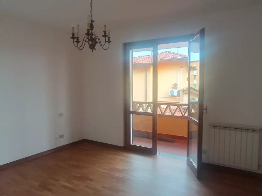 Immagine 9 di Casa semindipendente in vendita  a Massarosa