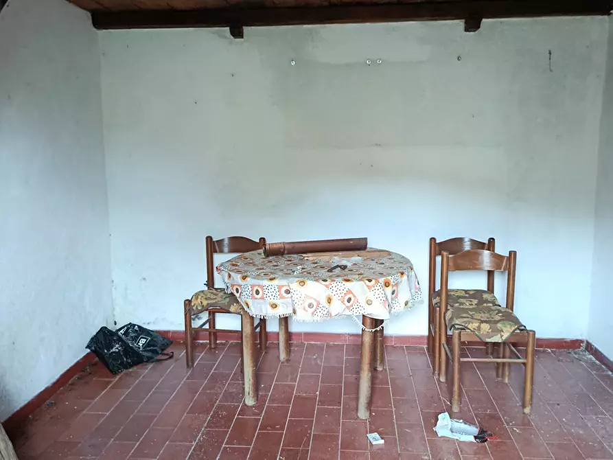 Immagine 4 di Rustico / casale in vendita  a Massarosa