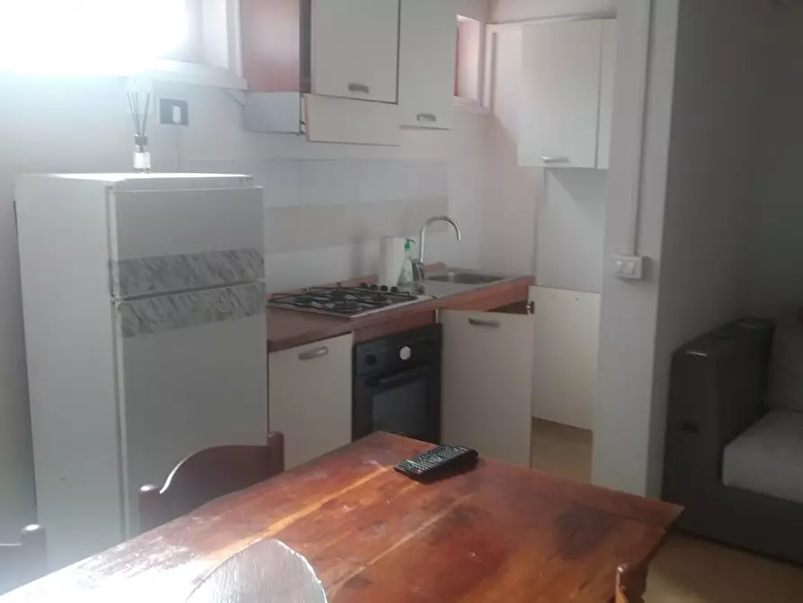 Immagine 1 di Appartamento in affitto  a Massarosa