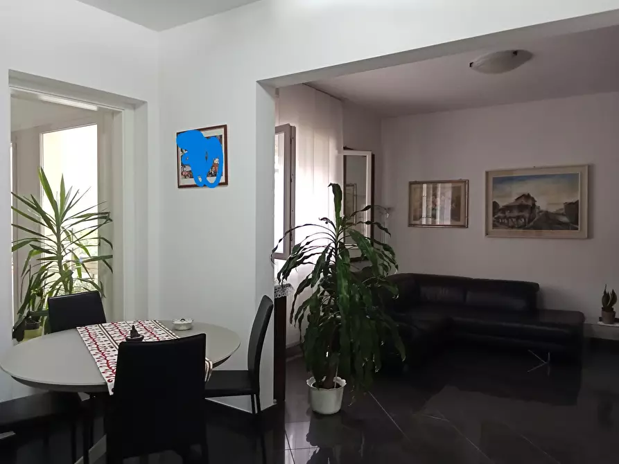 Immagine 4 di Casa semindipendente in vendita  a Viareggio