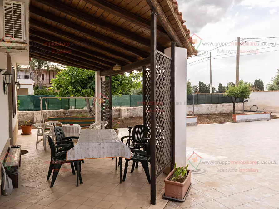 Immagine 27 di Casa indipendente in vendita  a Siracusa